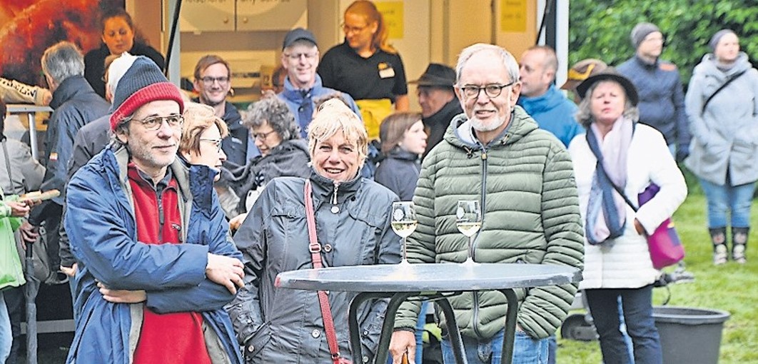 ...Einstellung und heißen Rhythmen hielten sich die Besucher bei Laune.